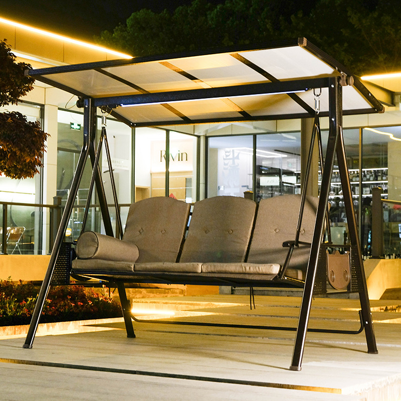 Huśtawka solarna do ogrodu Cit – Outdoor Furniture Bali recenzja i cena